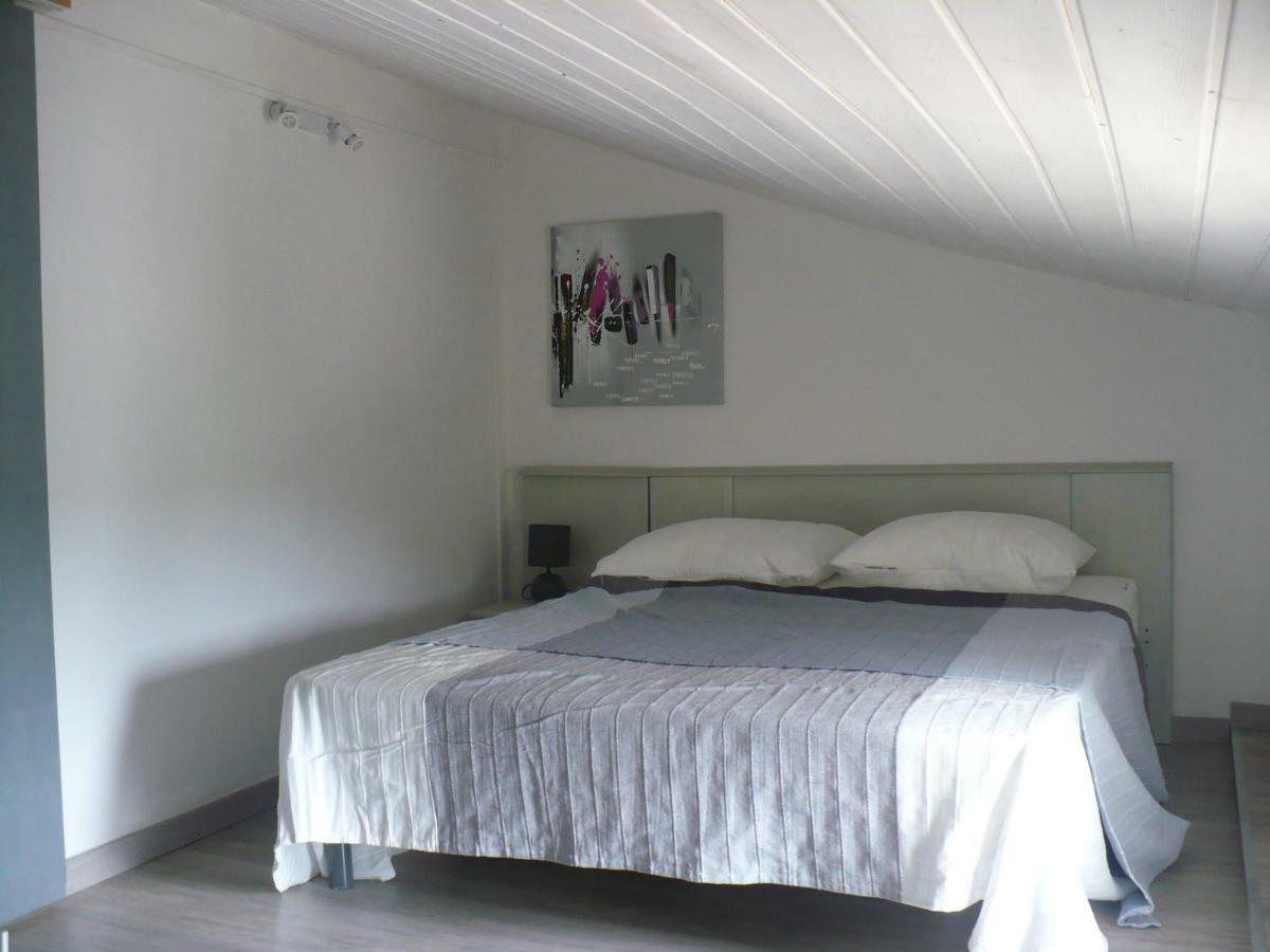 Gite De La Garène Grillon Extérieur photo